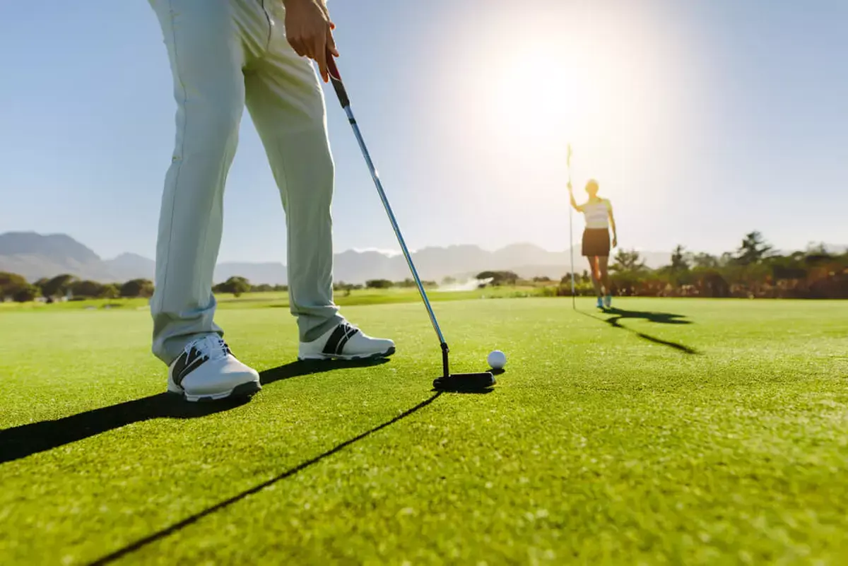How to Host Your Own Mini Golf Tournament